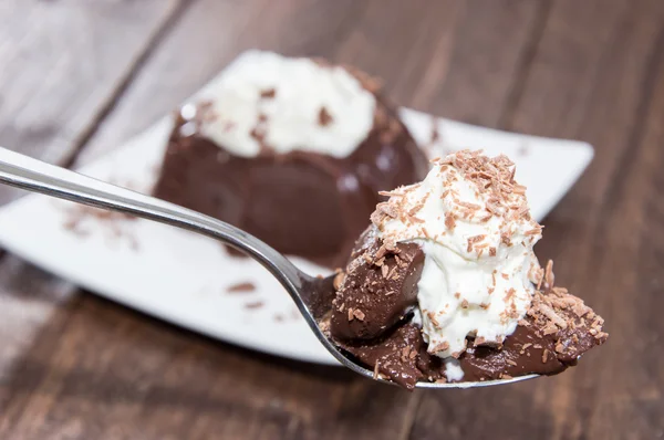 Porzione di budino al cioccolato — Foto Stock