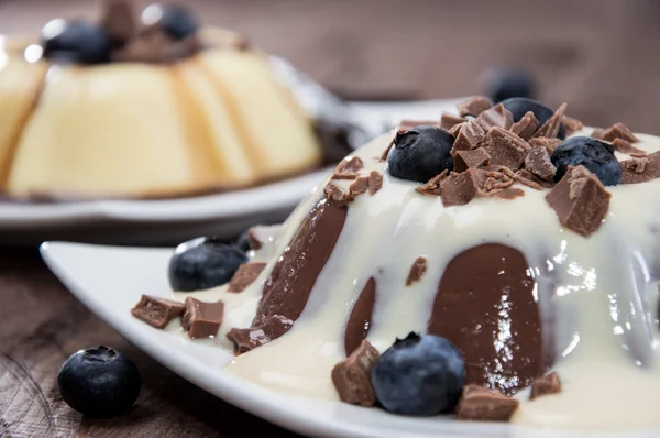Vanilje og sjokoladepudding – stockfoto