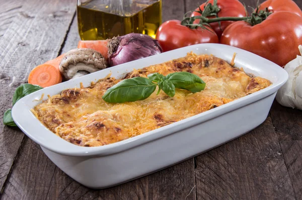 Lasagne in een schotel gratin — Stockfoto