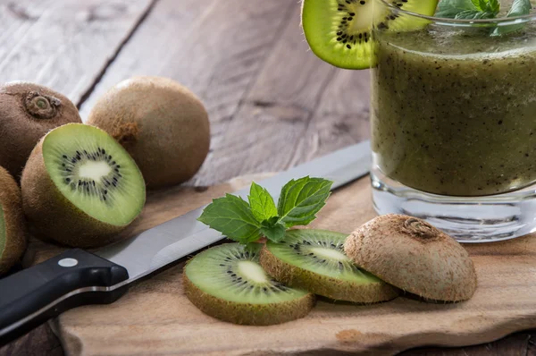 Kiwi-sap — Stockfoto