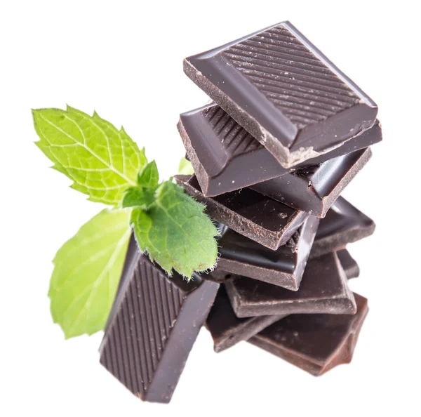 Schokolade mit Minze isoliert auf weiß — Stockfoto