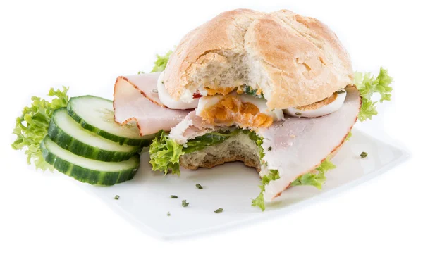 Hühnersandwich isoliert auf weiß — Stockfoto