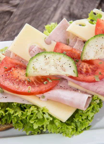 Fresh Sandwich with Ham and Cheese — Stock Photo, Image