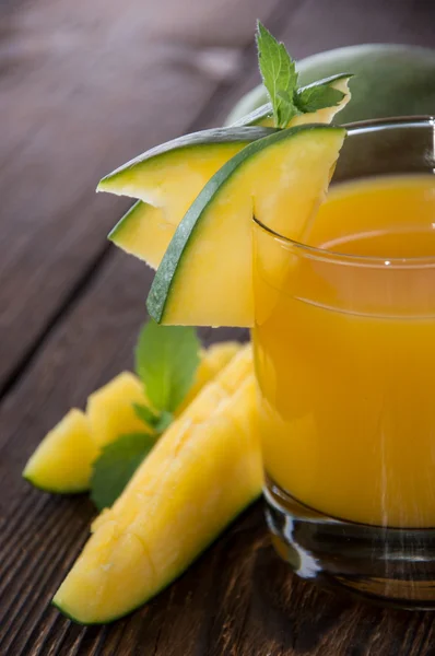 Mango with Juice in a Glass — Stock Photo, Image