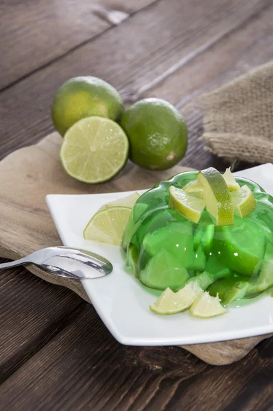 Lime Jello dengan buah segar — Stok Foto