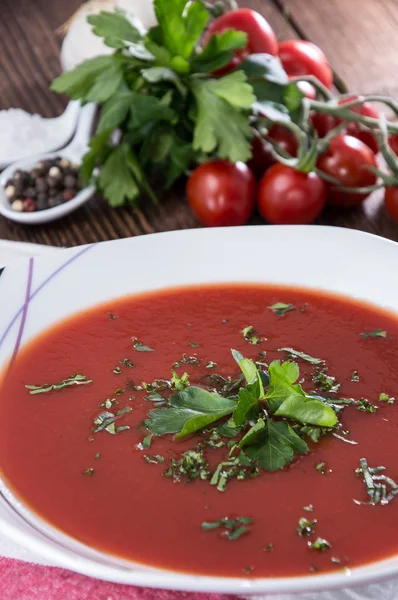 Piatto con zuppa di pomodoro — Foto Stock