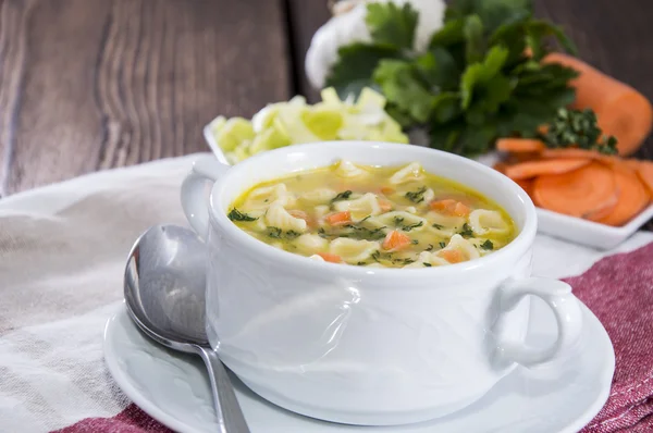 Portion frisch zubereitete Suppe — Stockfoto