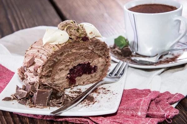 Bolo de chocolate acabado de fazer — Fotografia de Stock