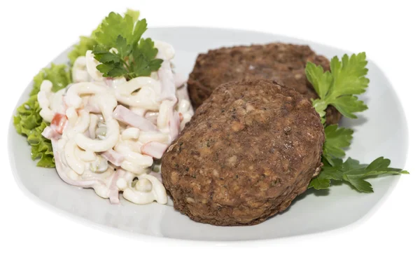 Hamburguesas con Ensalada de Pasta (sobre blanco ) —  Fotos de Stock