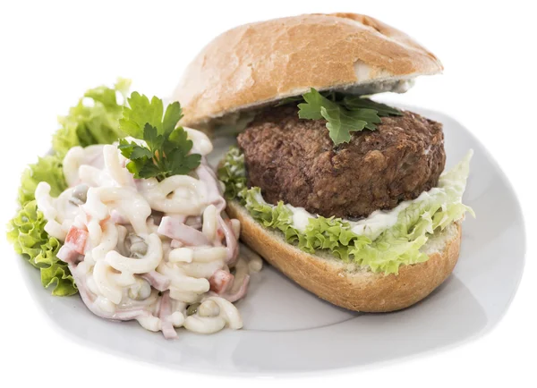 Hambúrgueres com salada de massas (em branco ) — Fotografia de Stock