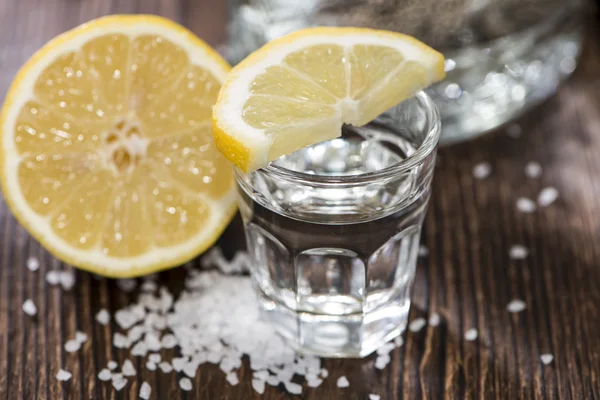 Tequila Silver with lemon — Stock Photo, Image
