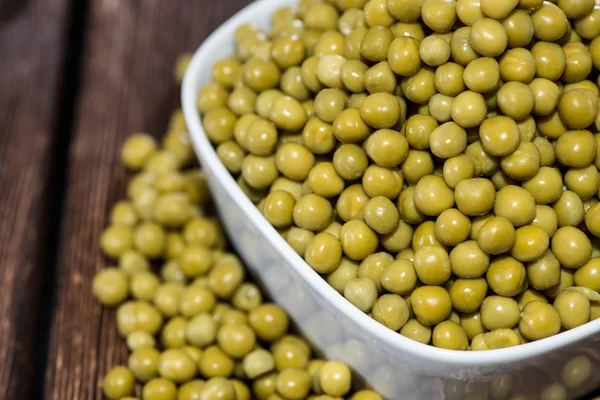 Bowl filled with Peas — Stock Photo, Image