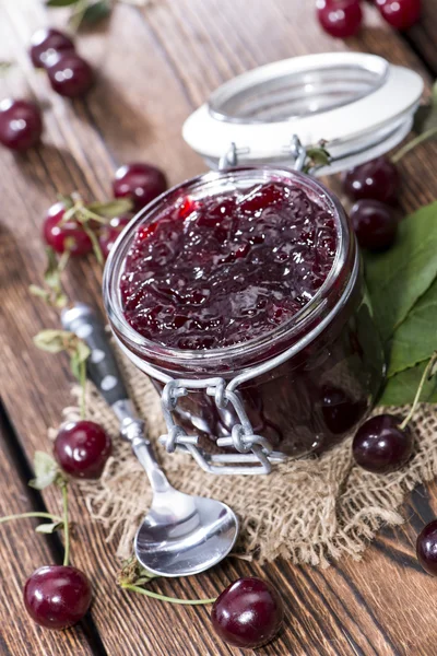 Vers gemaakte cherry gelei — Stockfoto