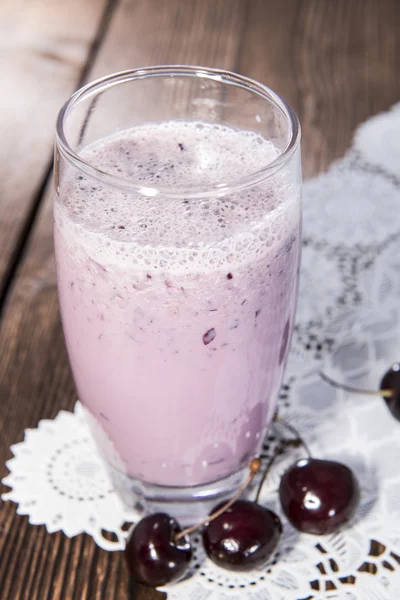 Świeże wykonane czereśnia smoothie — Zdjęcie stockowe