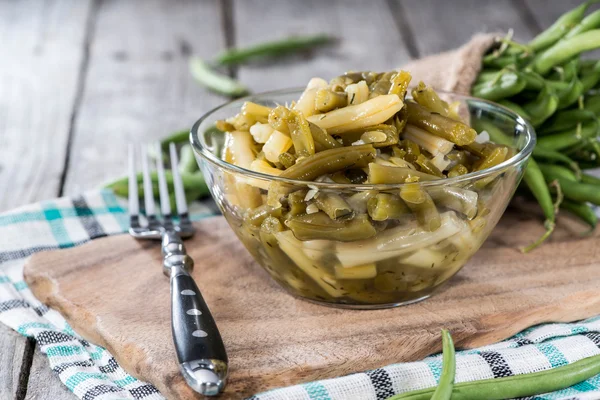 新鮮な作られた緑の豆のサラダ — ストック写真