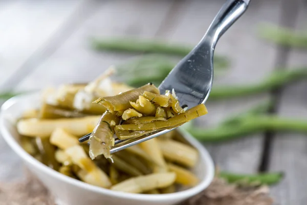 Groene bonen salade op een vork — Stockfoto