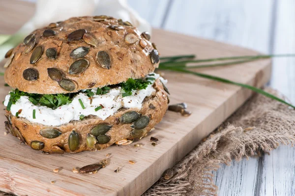 Roll with Curd and Herbs — Stock Photo, Image