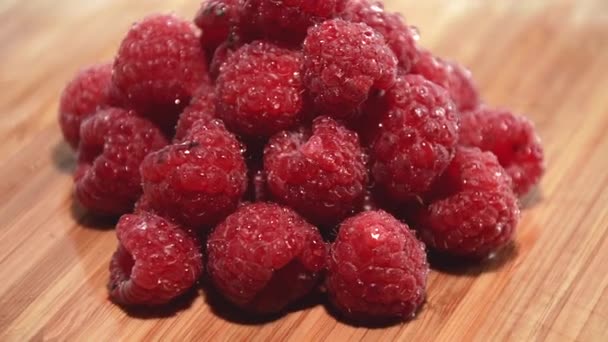 Frische Himbeeren — Stockvideo