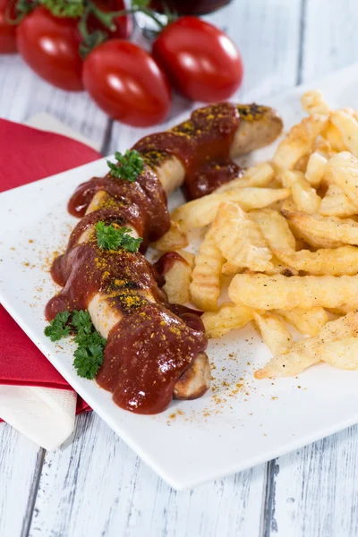 Currywurst con patatine fritte — Foto Stock