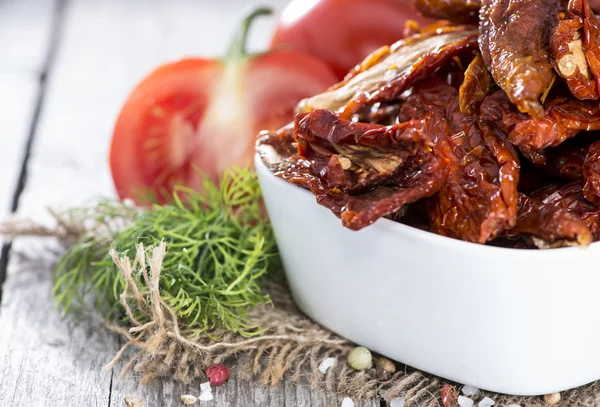 Gedroogde en gezouten tomaten — Stockfoto