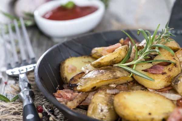 Porción de patatas asadas —  Fotos de Stock