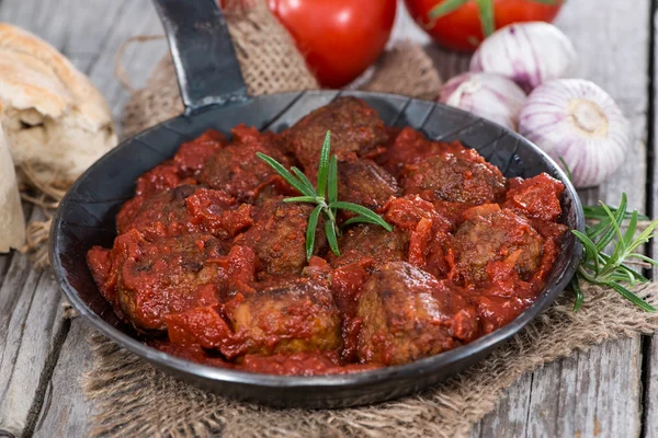 Gehaktballen in tomatensaus — Stockfoto