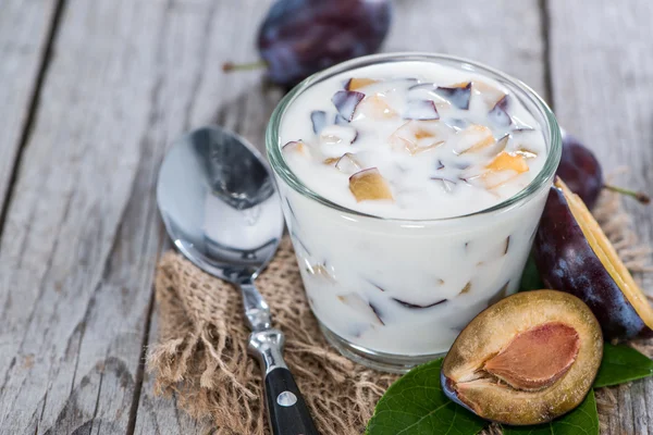 Homemade Plum Yogurt — Stock Photo, Image