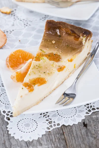 Cheese Cake with Tangerines — Stock Photo, Image