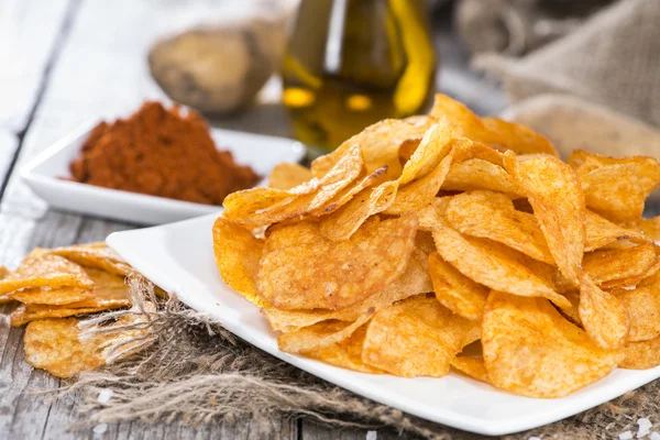 Potato Chips with fresh ingredients — Stock Photo, Image