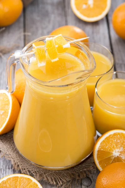 Świeży sok pomarańczowy wykonane — Zdjęcie stockowe