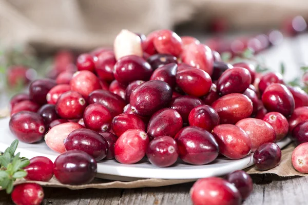 Haufen frischer Preiselbeeren — Stockfoto