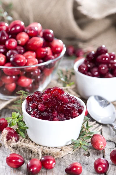 Fresh gjorde tranbär sylt — Stockfoto