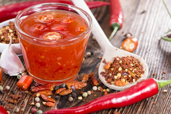 Gedeelte van verse chili saus — Stockfoto