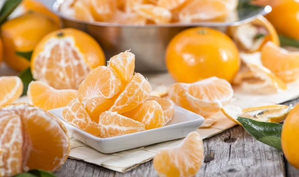 Verse tangerine stukken — Stockfoto