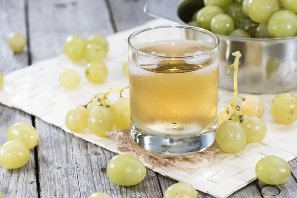 Świeży sok winogronowy z lodu — Zdjęcie stockowe