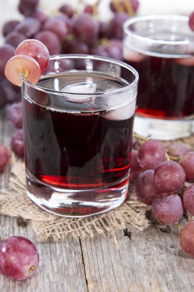 Grape Juice with Ice — Stock Photo, Image