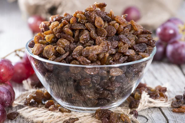 Raisins and Grapes — Stock Photo, Image