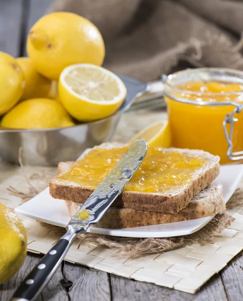 Gedeelte van citroen jam — Stockfoto