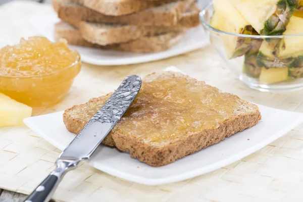 Breakfast (Pineapple Jam Sandwich) — Stock Photo, Image