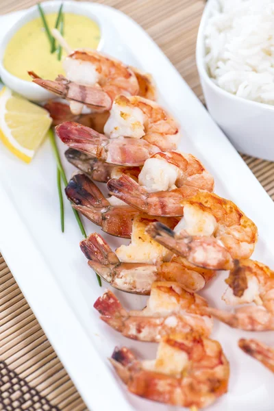 Langostinos con Arroz —  Fotos de Stock