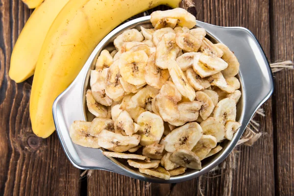 Здоровое питание (банановые чипсы ) — стоковое фото