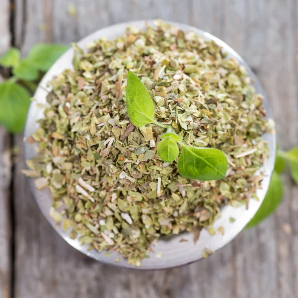 Geschredderter Oregano — Stockfoto