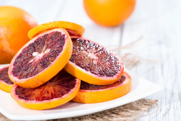 新鲜的血橙的部分 — 图库照片