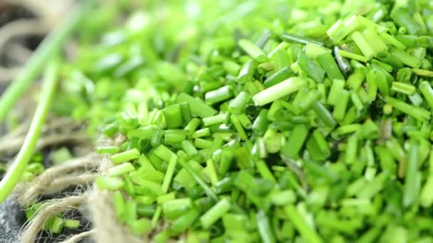 Cumulo di erba cipollina fresca — Video Stock
