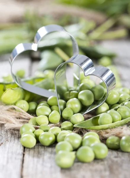 Frische Erbsen — Stockfoto