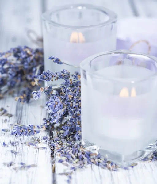 Lavendelkerzen — Stockfoto