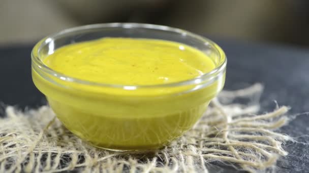 Friss készült curry mártással — Stock videók
