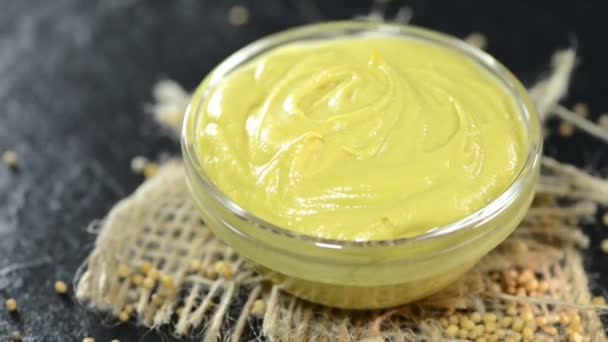 Moutarde dans un petit bol — Video