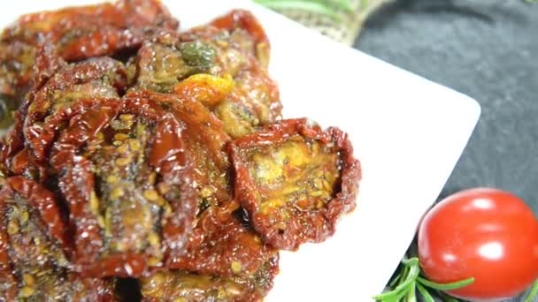 Sun dried Tomatoes — Stock Video