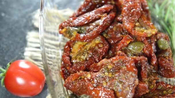 Sun dried Tomatoes — Stock Video